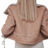 Krátka bunda s kožušinovým golierom Pilotka Krásna móda zozadu 1